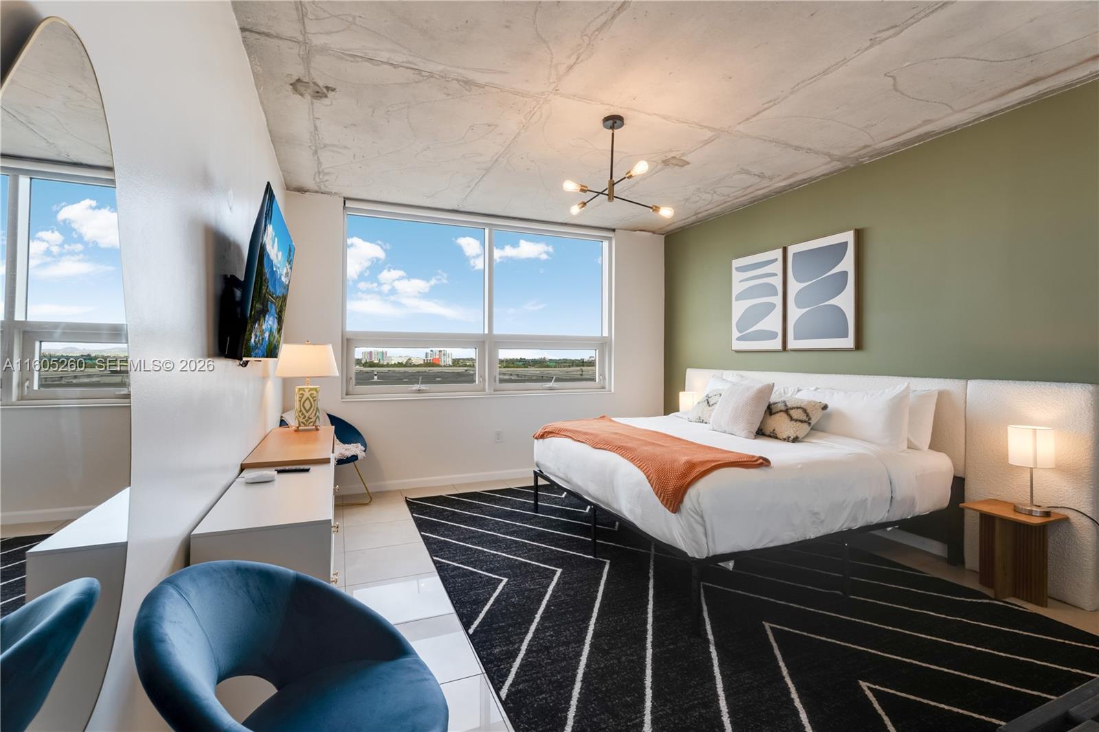 3250 NE 1st Ave #715, Miami FL 33137