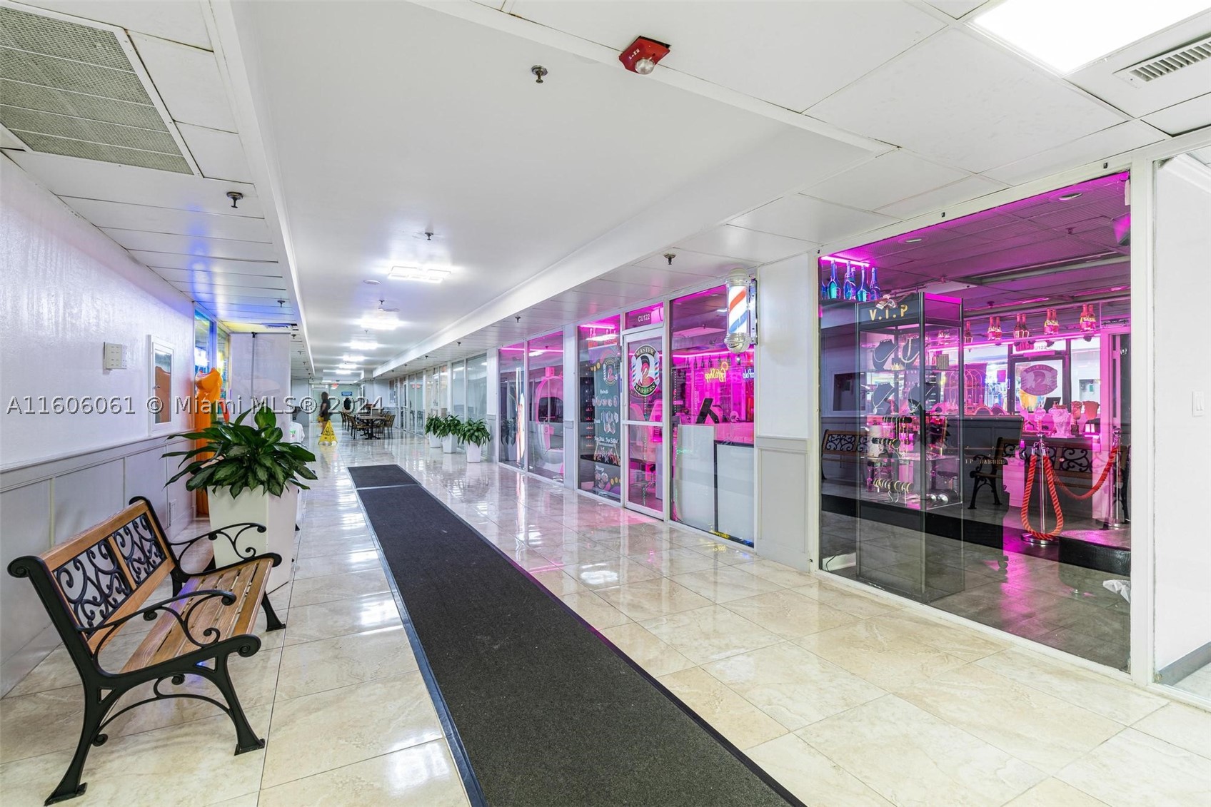 19201 Collins Ave #104, Sunny Isles Beach FL 33160