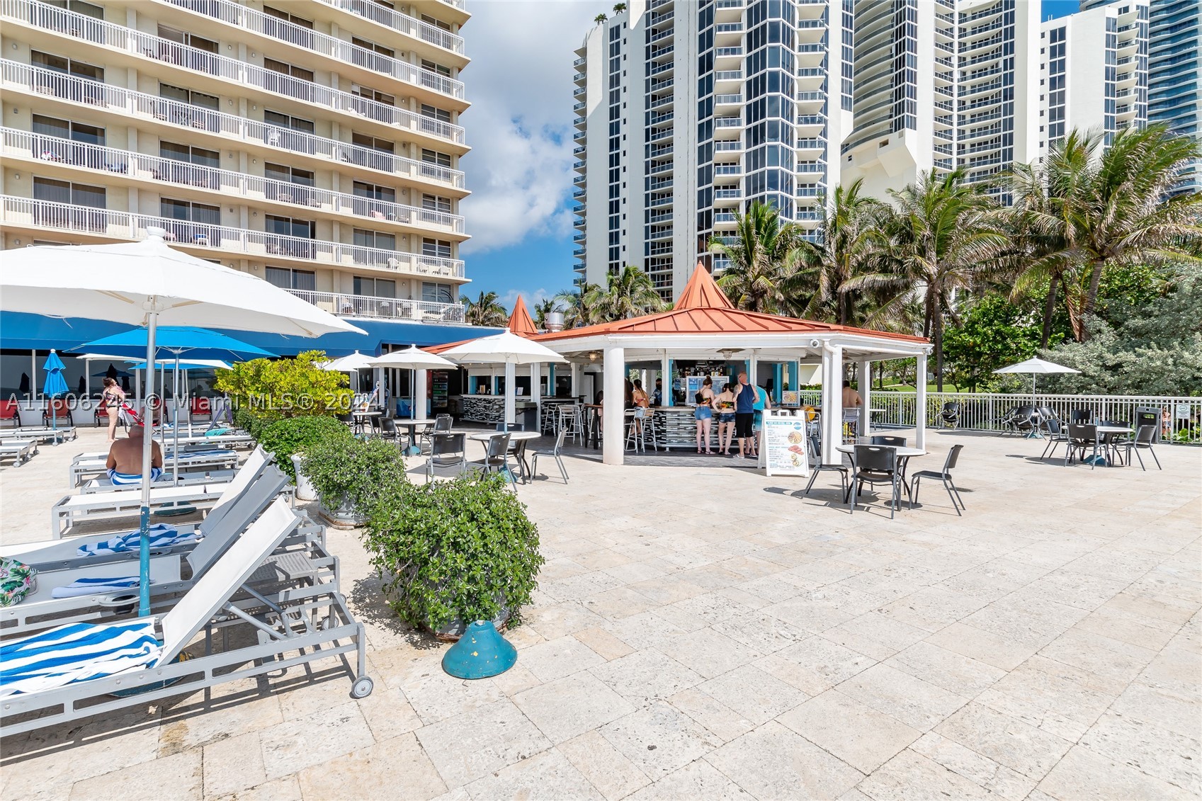 19201 Collins Ave(avlb 7/15/26) #318, Sunny Isles Beach FL 33160