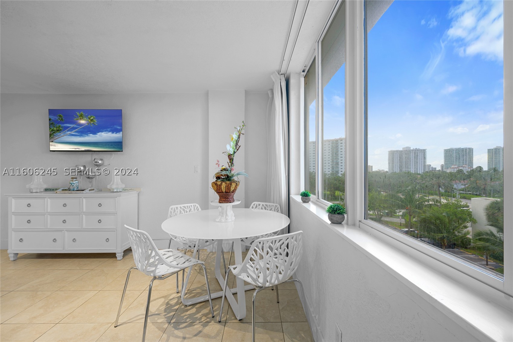 19201 Collins Ave #318, Sunny Isles Beach FL 33160