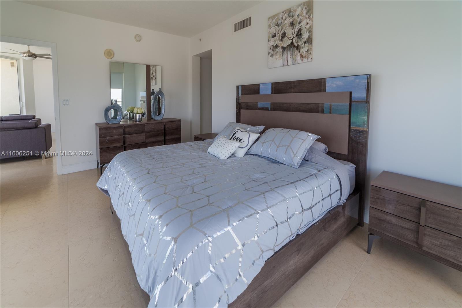 16699 Collins Ave(avlb 6/22/26) #3707, Sunny Isles Beach FL 33160
