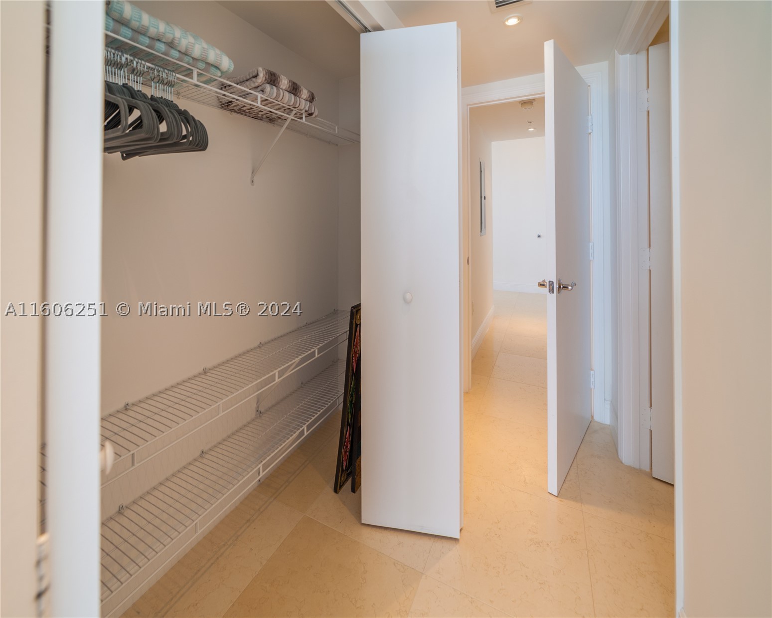 16699 Collins Ave(avlbnow) #3707, Sunny Isles Beach FL 33160