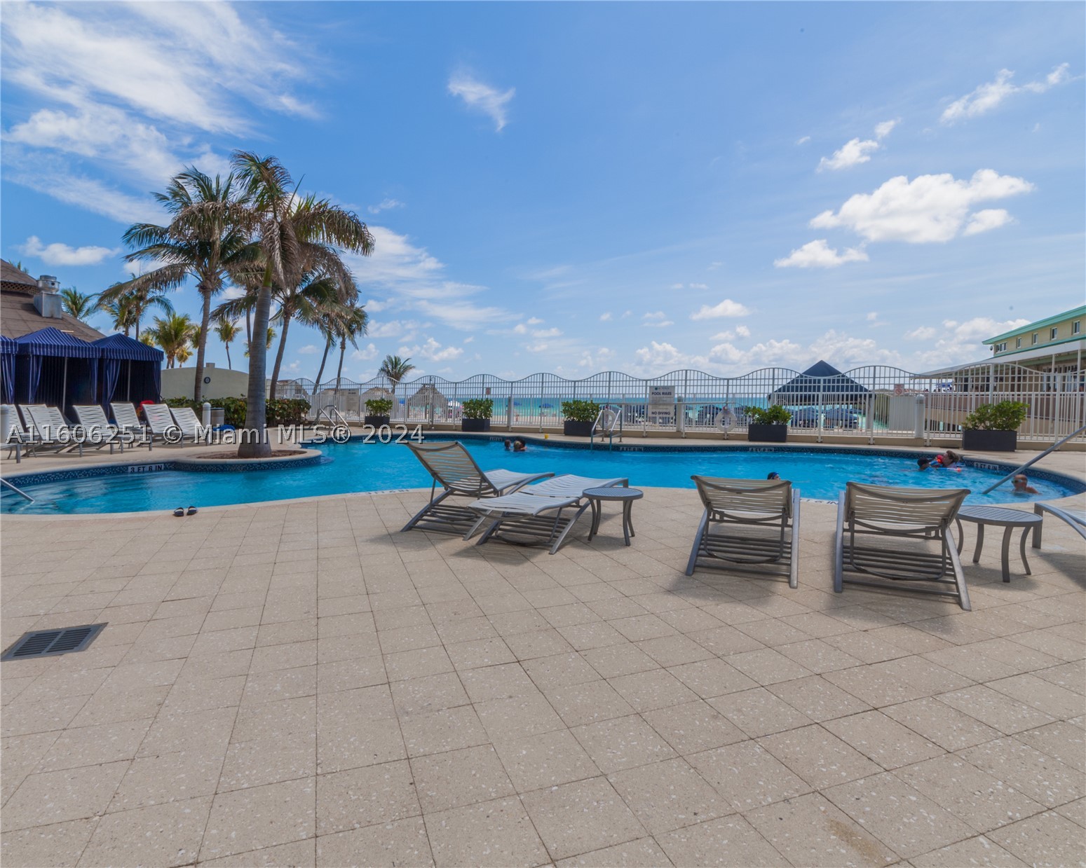 16699 Collins Ave(avlbnow) #3707, Sunny Isles Beach FL 33160