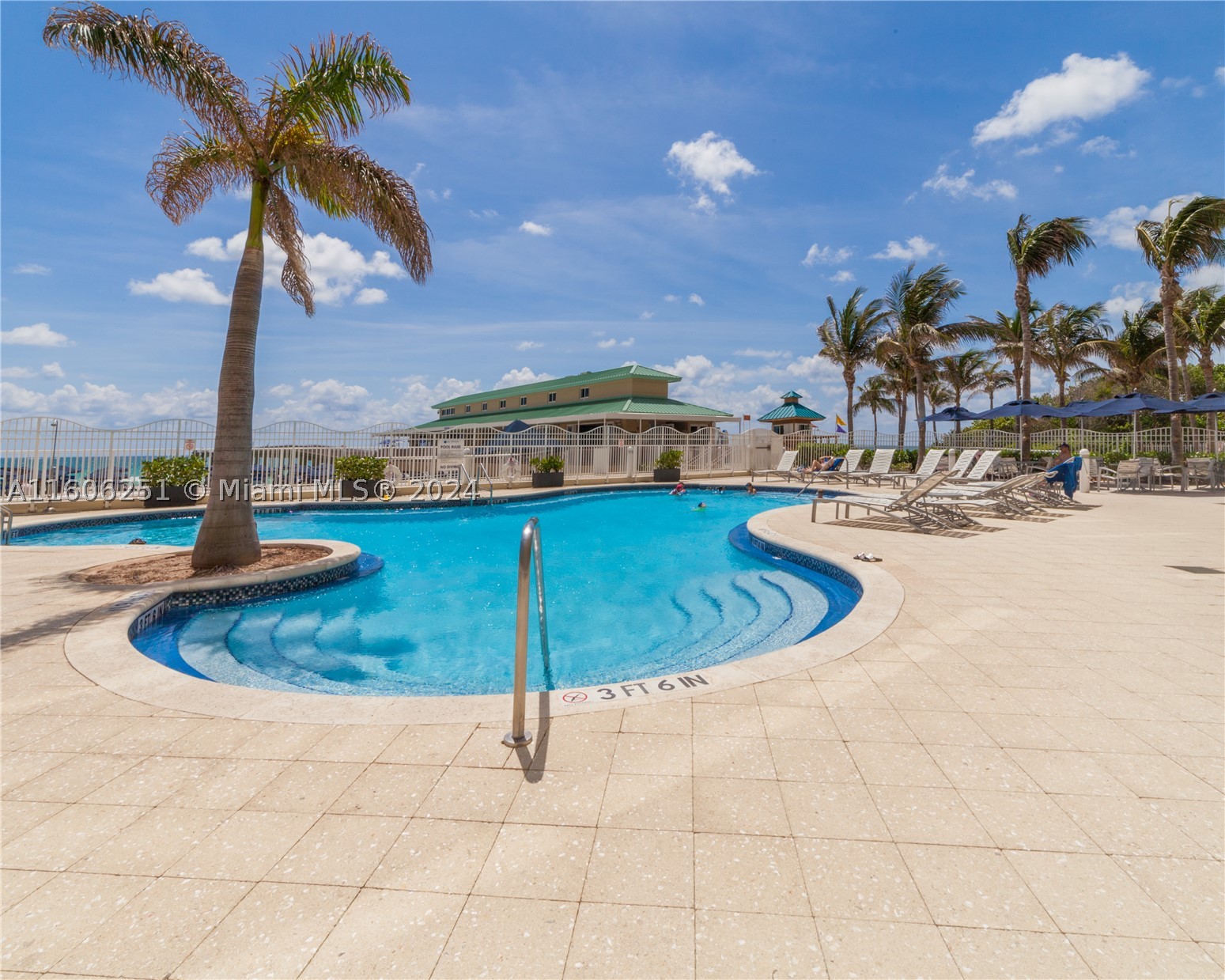 16699 Collins Ave(avlbnow) #3707, Sunny Isles Beach FL 33160