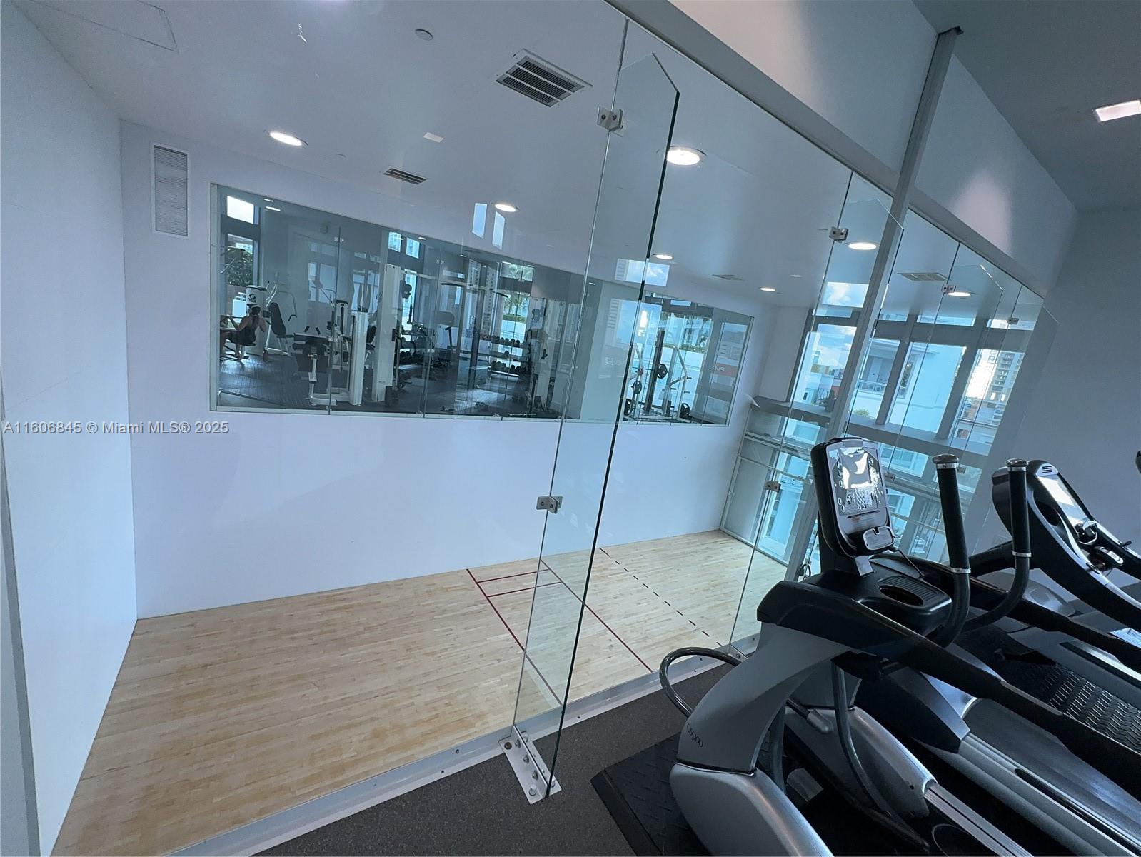 350 S Miami Ave #2302, Miami FL 33130