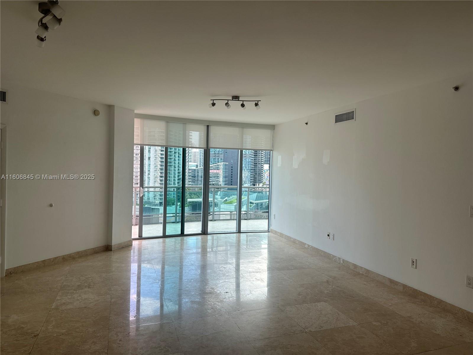 350 S Miami Ave #2302, Miami FL 33130