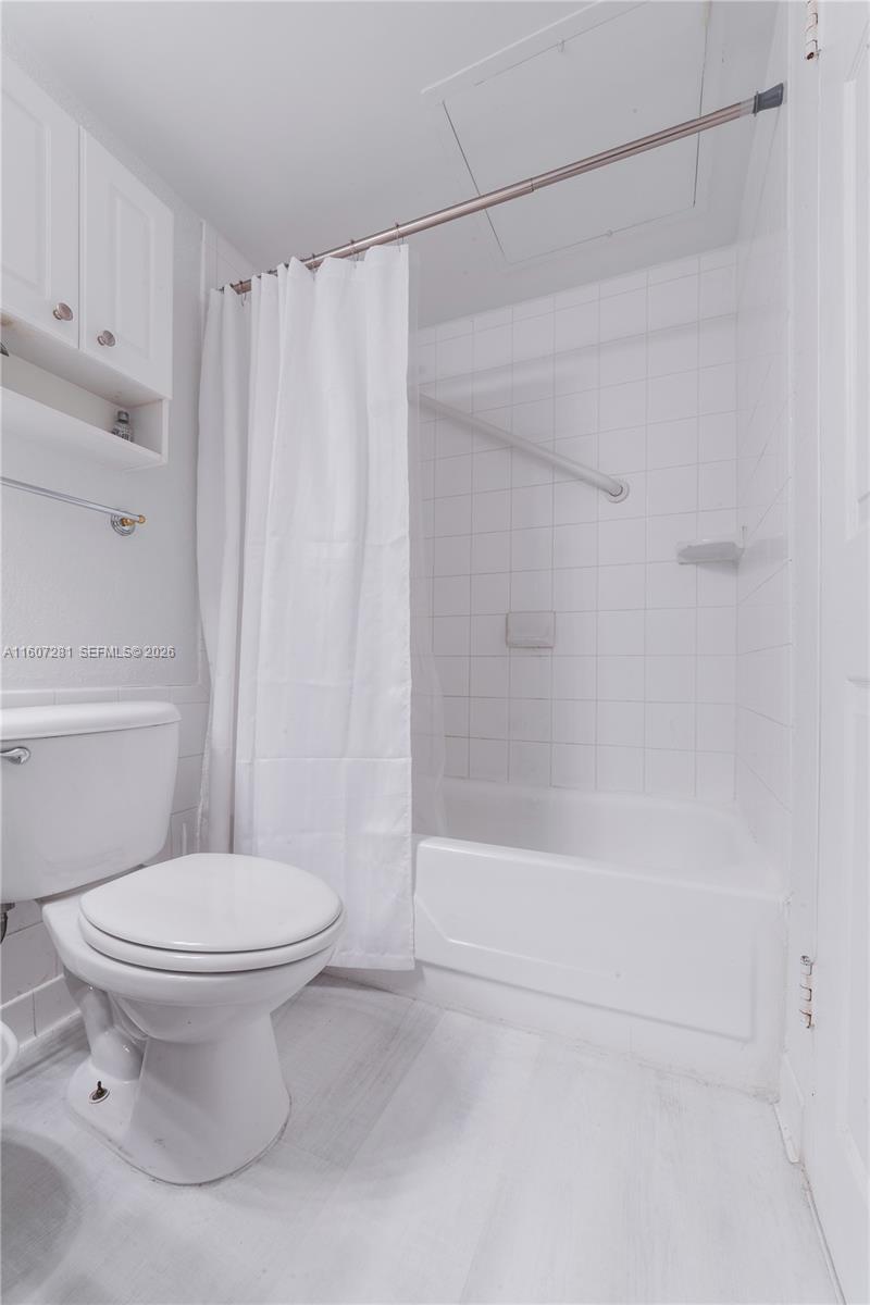 2501 S Ocean Dr #303, Hollywood FL 33019