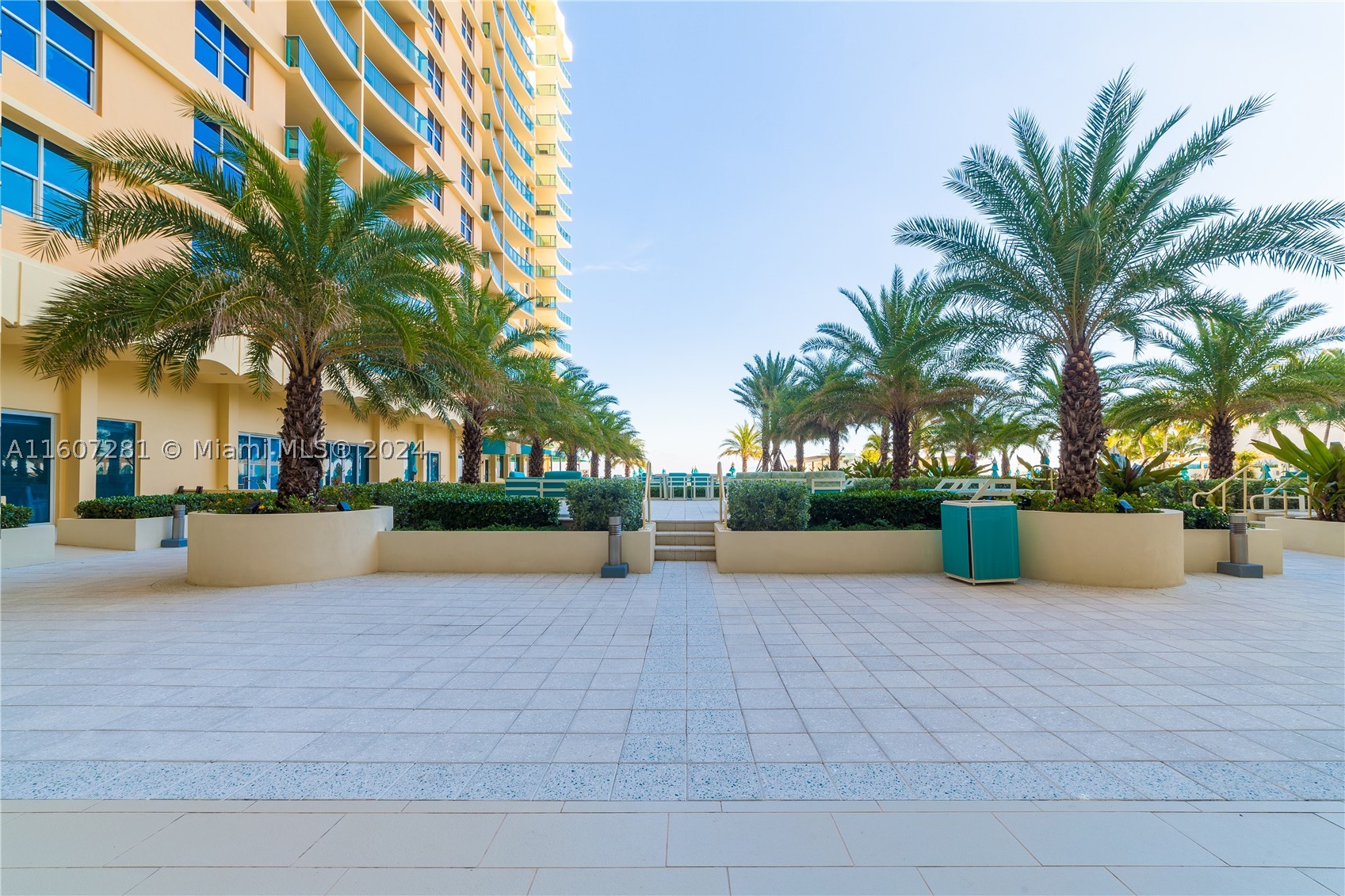 2501 S Ocean Dr #303, Hollywood FL 33019