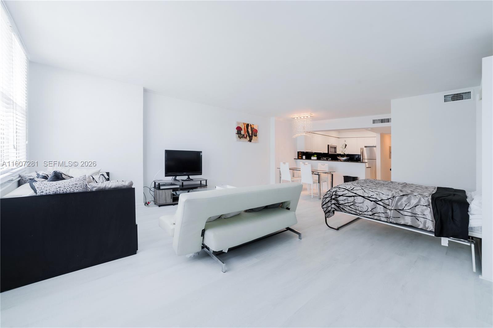 2501 S Ocean Dr #303, Hollywood FL 33019