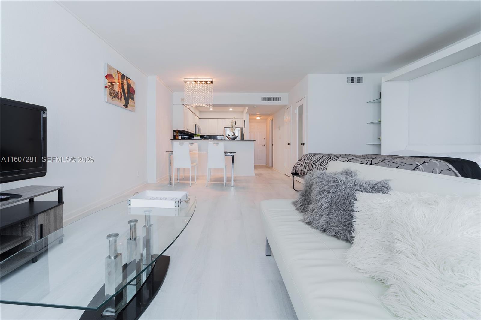 2501 S Ocean Dr #303, Hollywood FL 33019