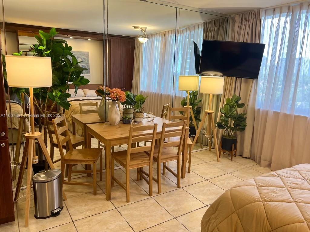 19201 Collins AveAVAILNOW #428, Sunny Isles Beach FL 33160
