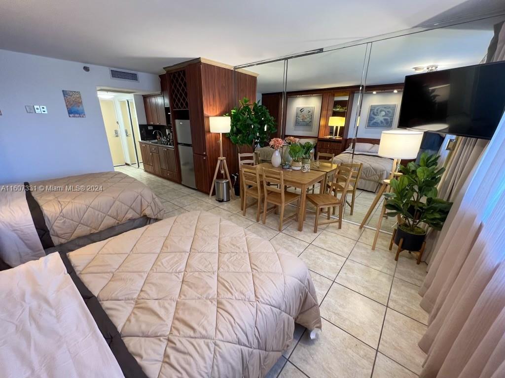 19201 Collins AveAVAILNOW #428, Sunny Isles Beach FL 33160