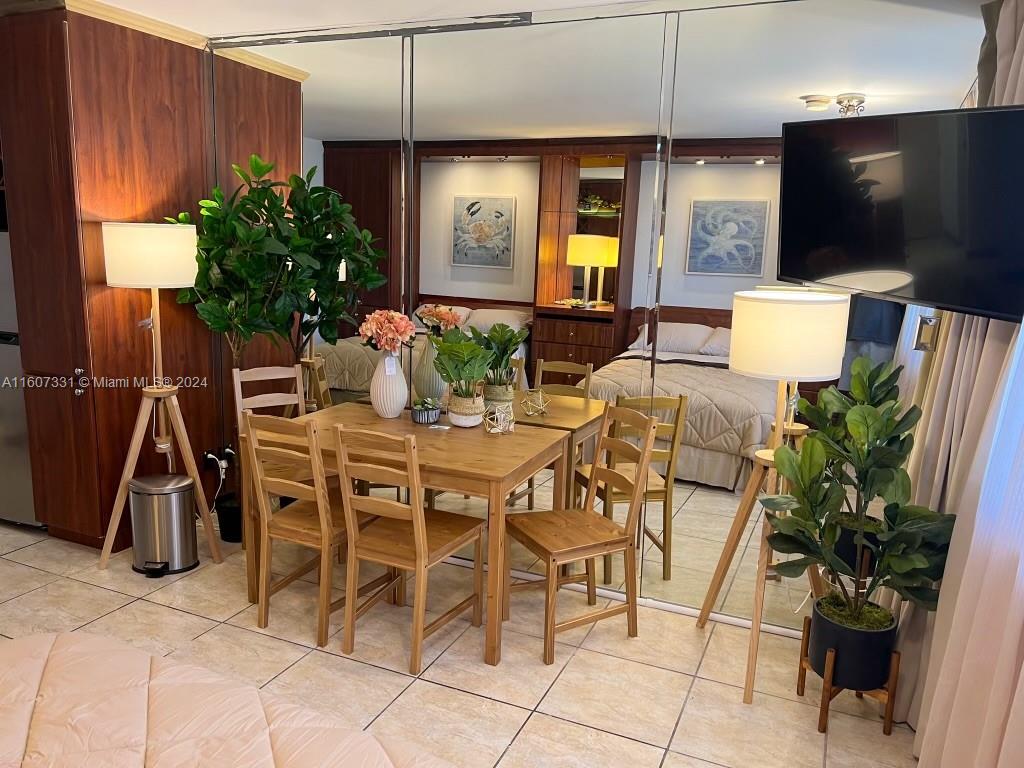 19201 Collins AveAVAILNOW #428, Sunny Isles Beach FL 33160