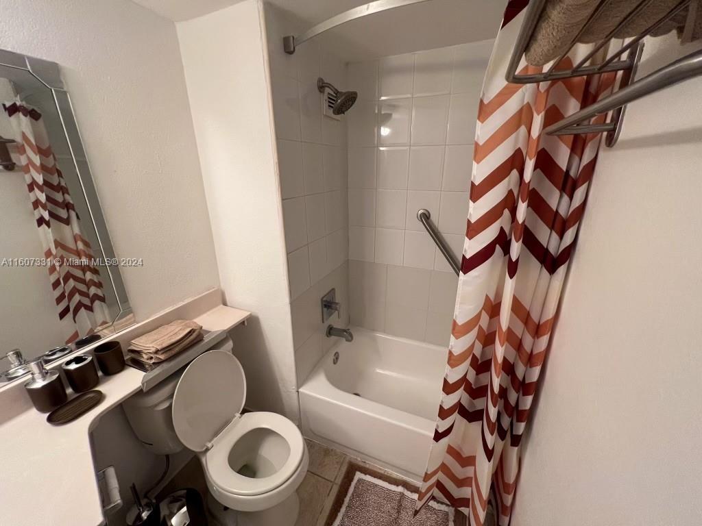 19201 Collins AveAVAILNOW #428, Sunny Isles Beach FL 33160