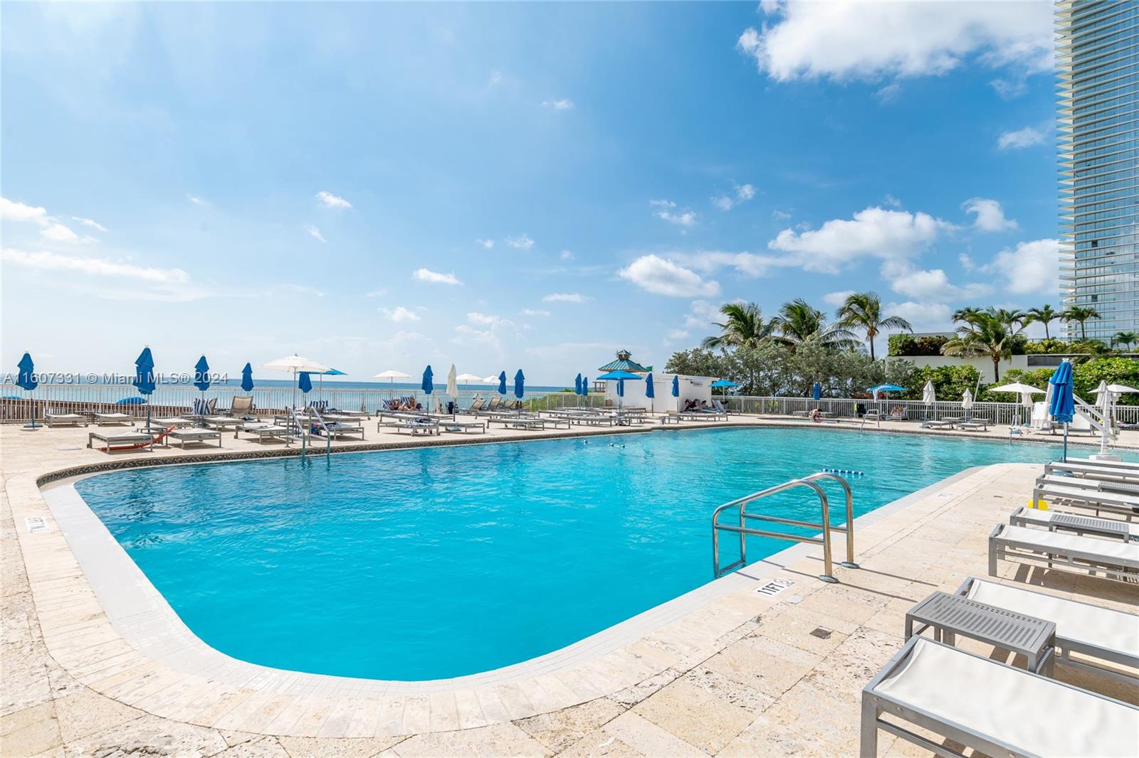 19201 Collins AveAVAILNOW #428, Sunny Isles Beach FL 33160