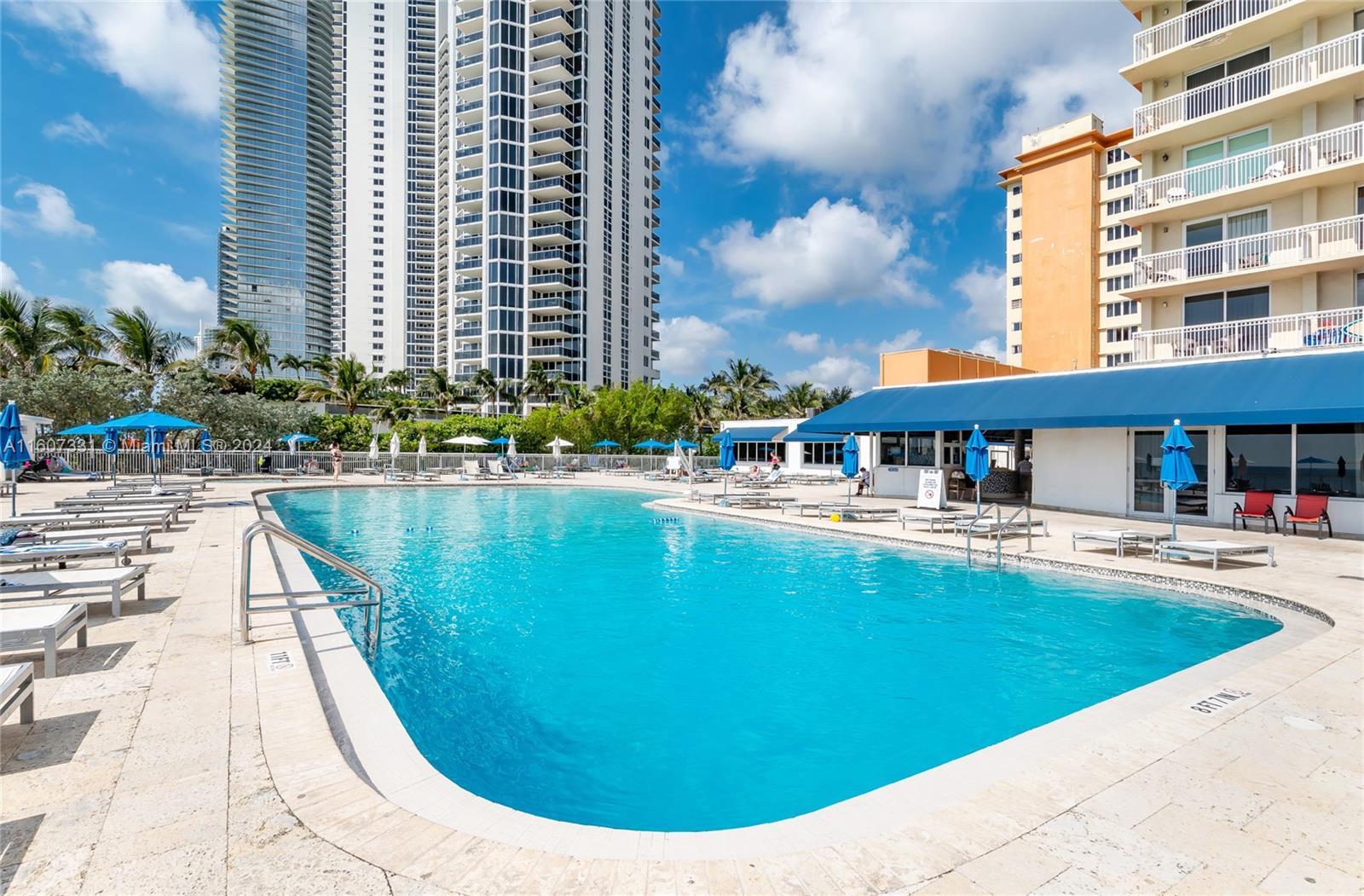 19201 Collins AveAVAILNOW #428, Sunny Isles Beach FL 33160