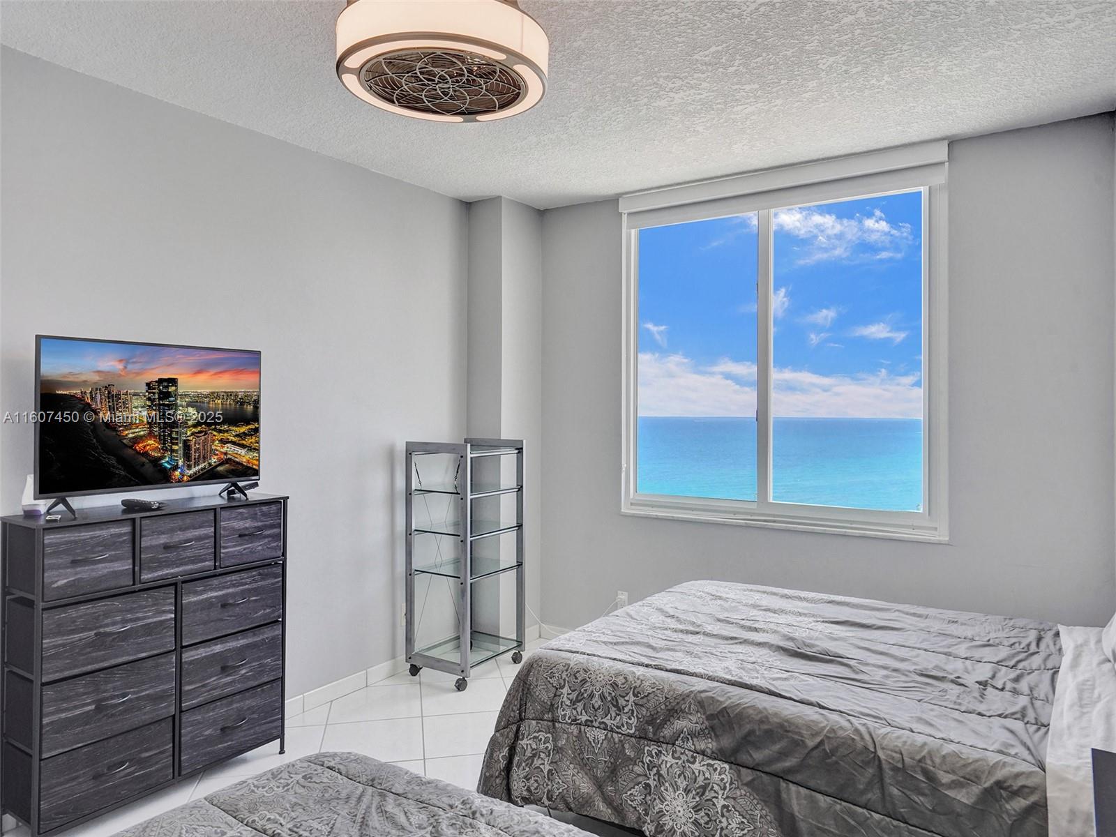 3725 S OCEAN DR #1506, Hollywood FL 33019