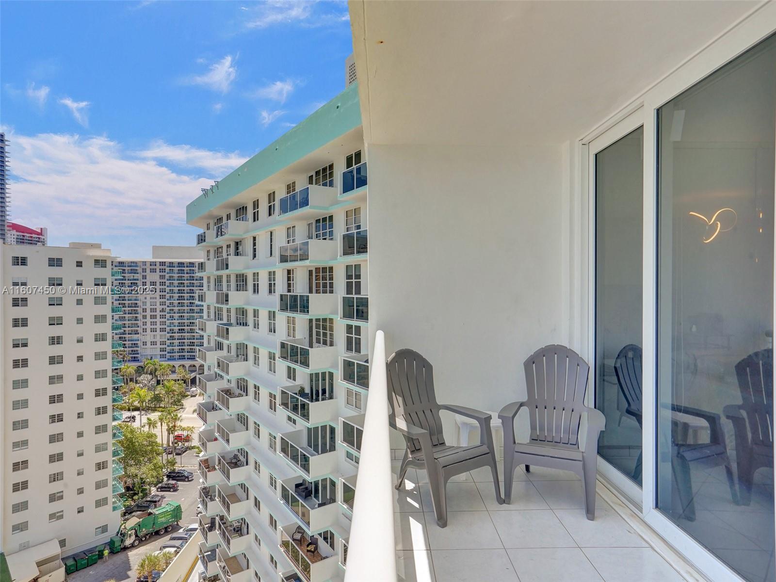 3725 S OCEAN DR #1506, Hollywood FL 33019
