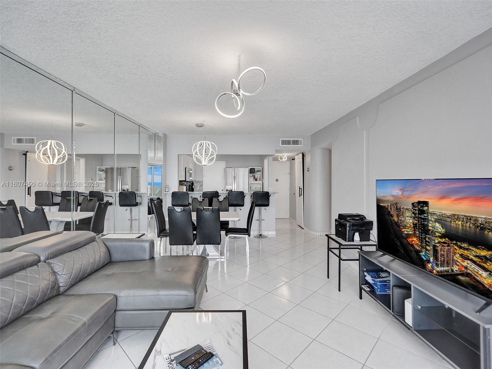 3725 S OCEAN DR #1506, Hollywood FL 33019