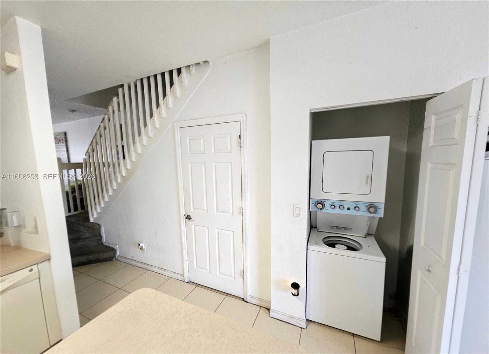 3556 Oleander Ter #3556, Riviera Beach FL 33404