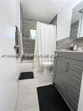 Hollywood FL 33021 - A11608491
