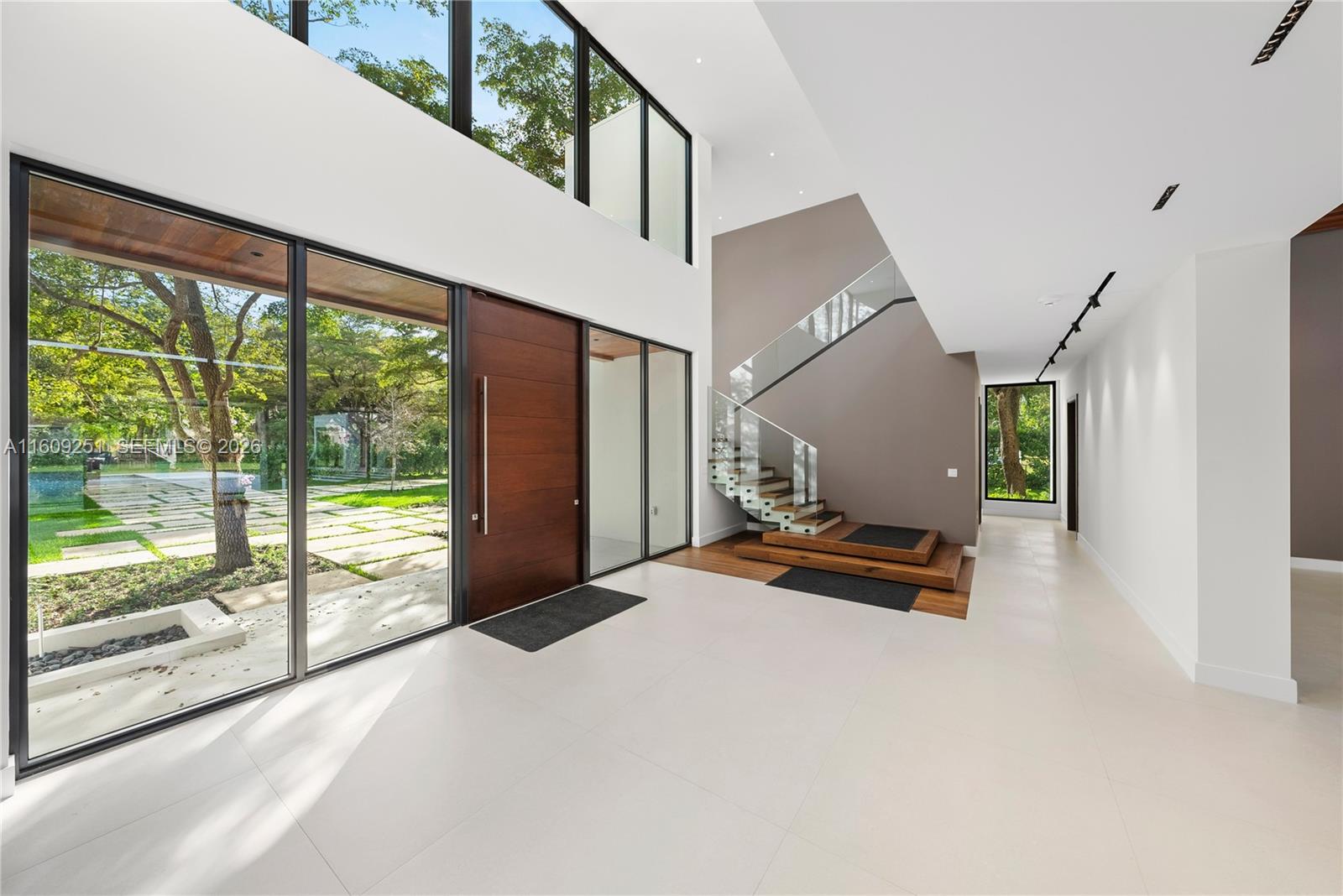 6675 SW 96th St, Pinecrest FL 33156