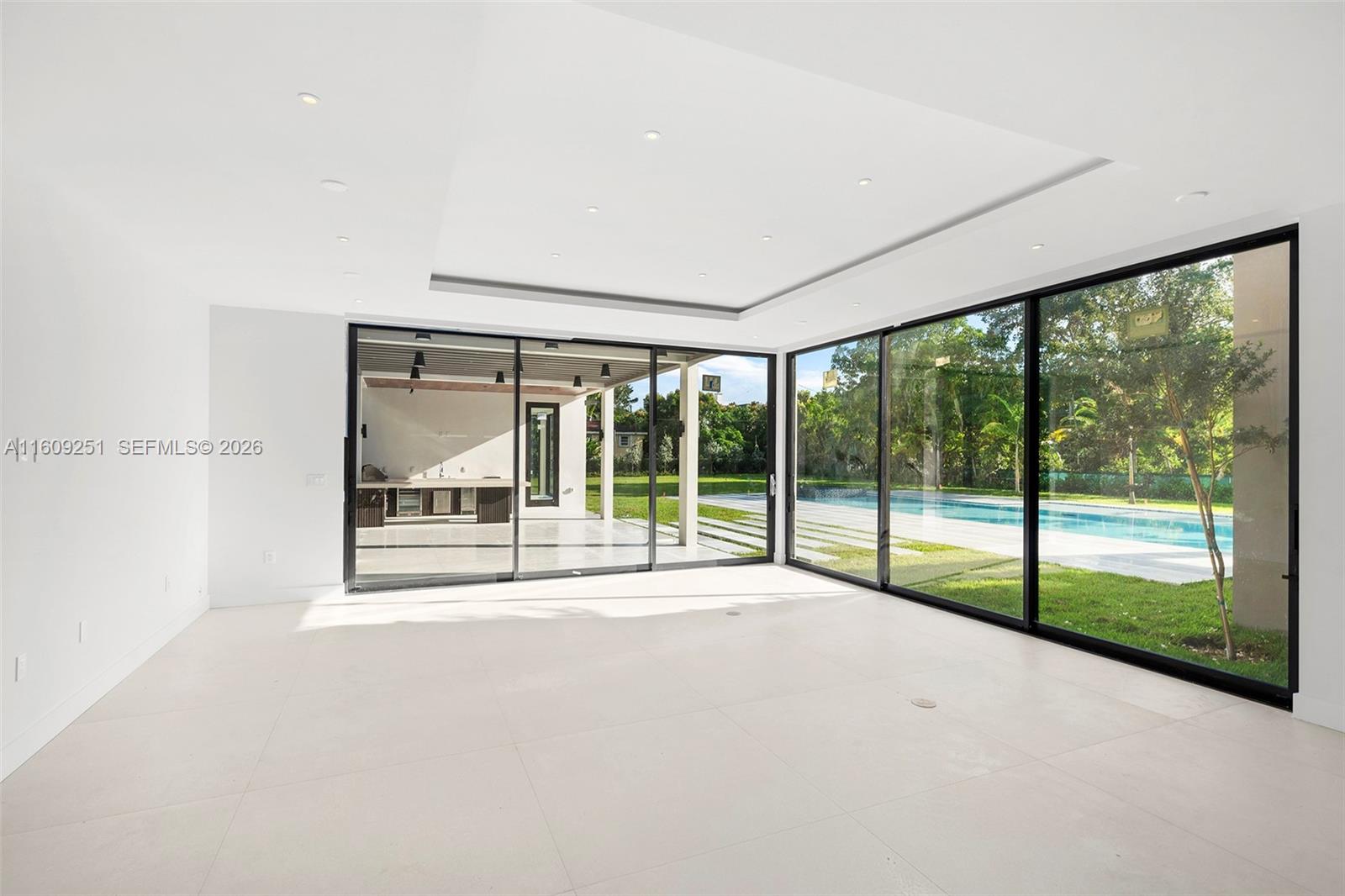 6675 SW 96th St, Pinecrest FL 33156