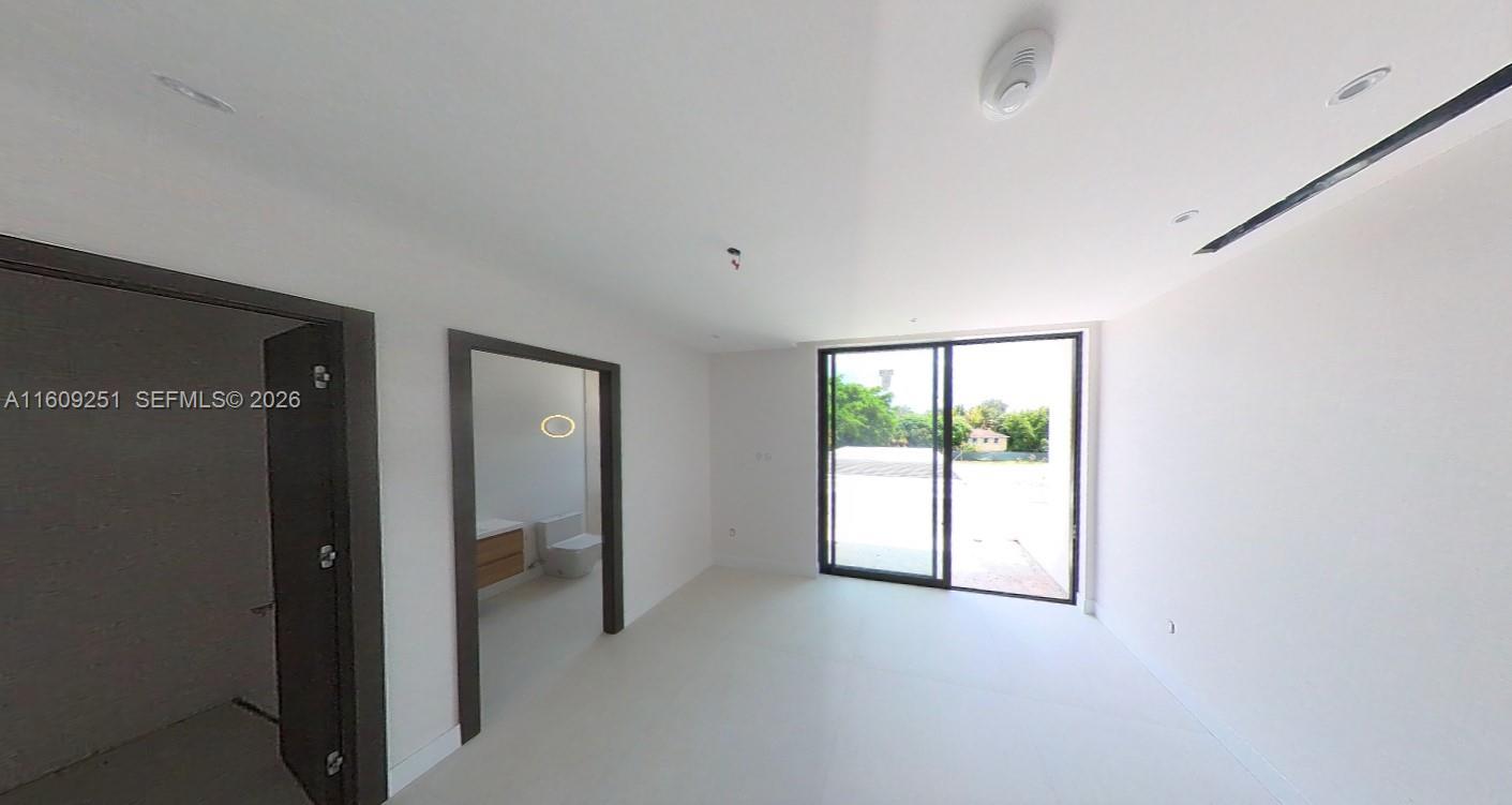 6675 SW 96th St, Pinecrest FL 33156