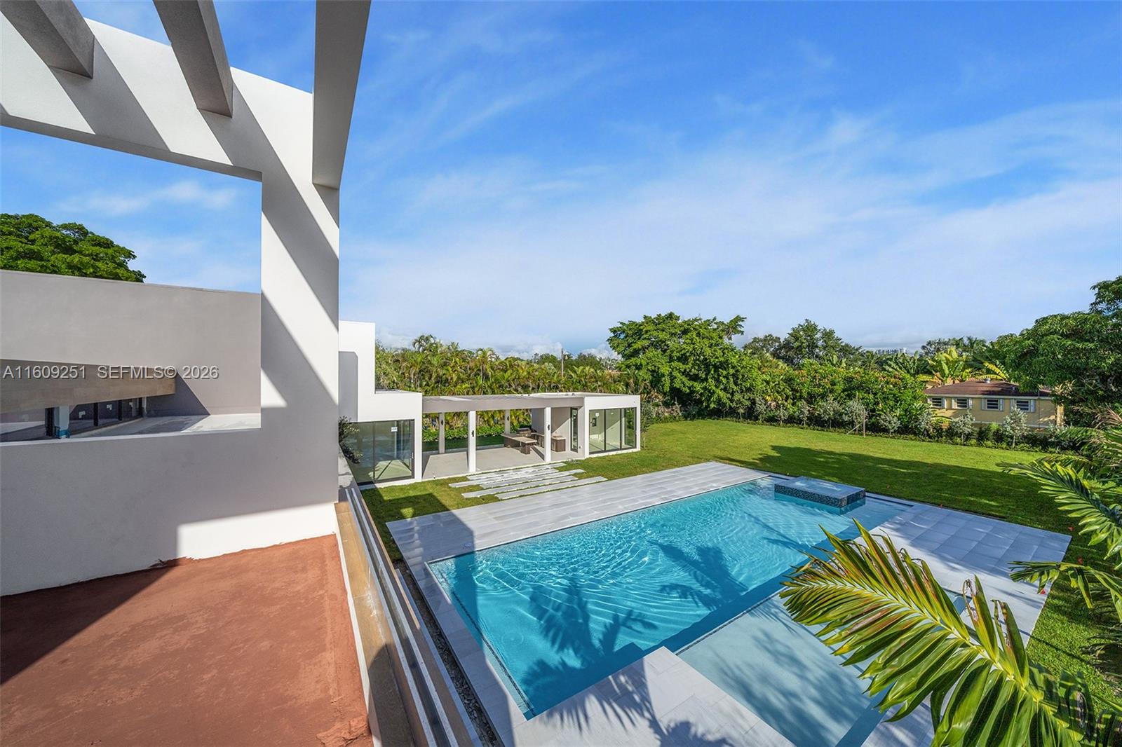 6675 SW 96th St, Pinecrest FL 33156