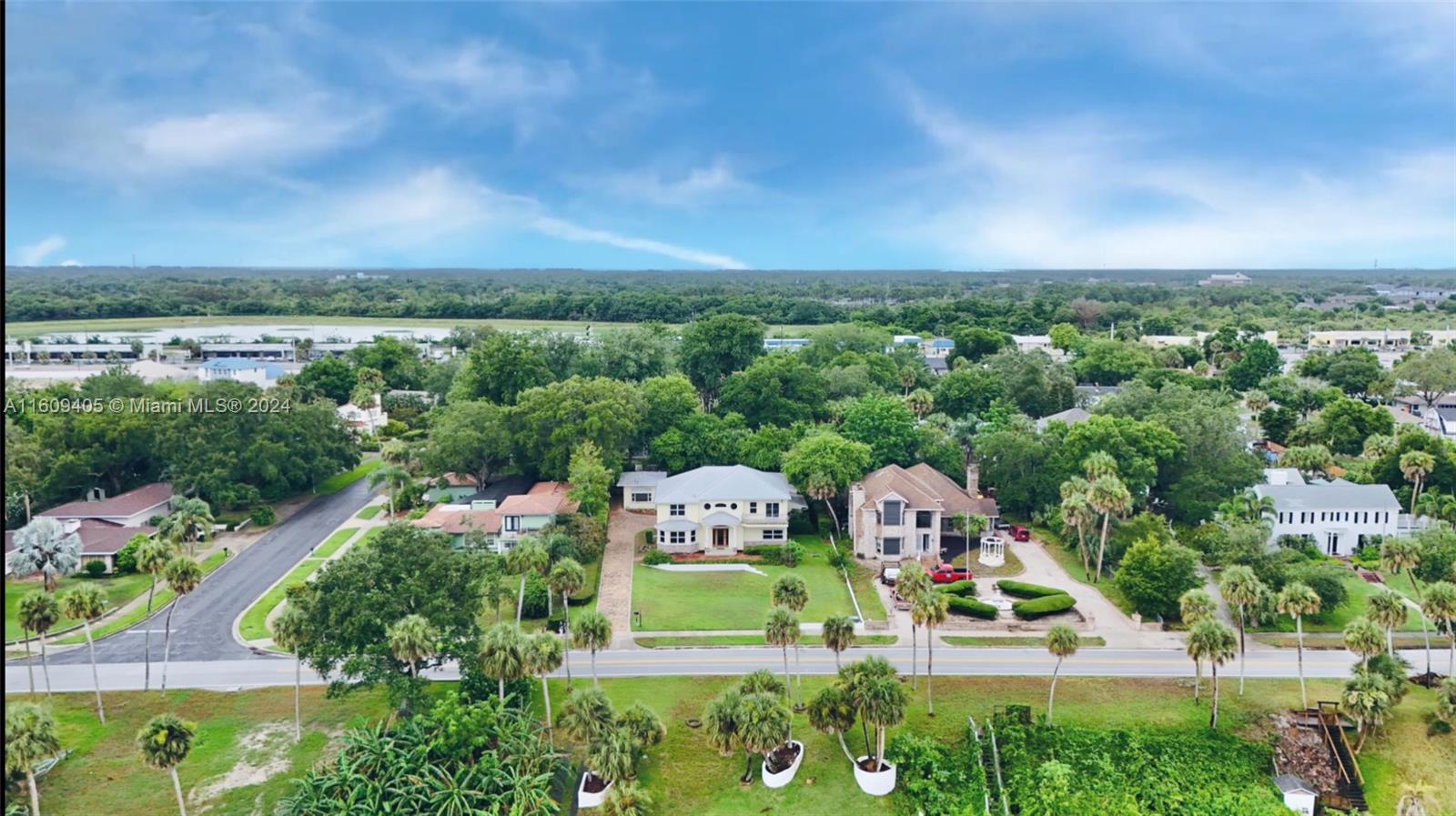1613 N Indian River Drive, Cocoa FL 32922