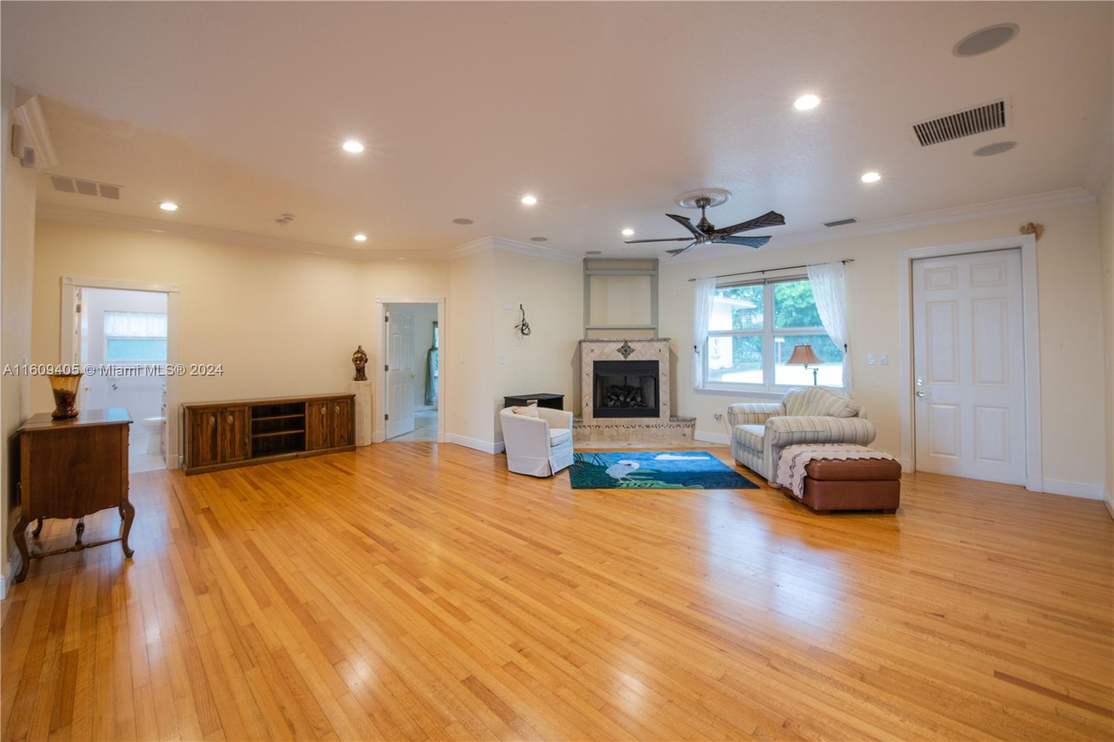1613 N Indian River Drive, Cocoa FL 32922