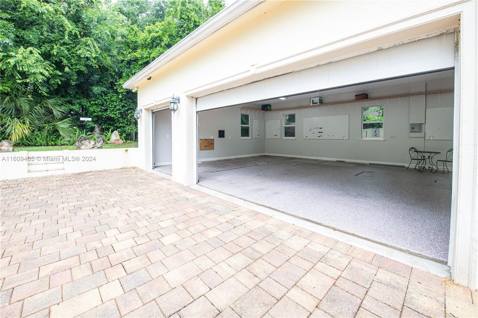 1613 N Indian River Drive, Cocoa FL 32922