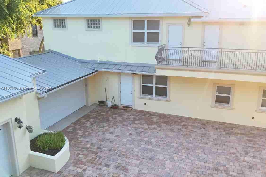 1613 N Indian River Drive, Cocoa FL 32922