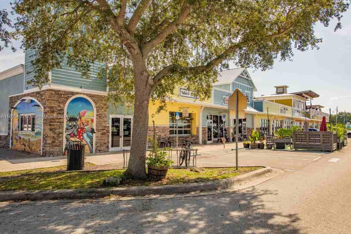 1613 N Indian River Drive, Cocoa FL 32922
