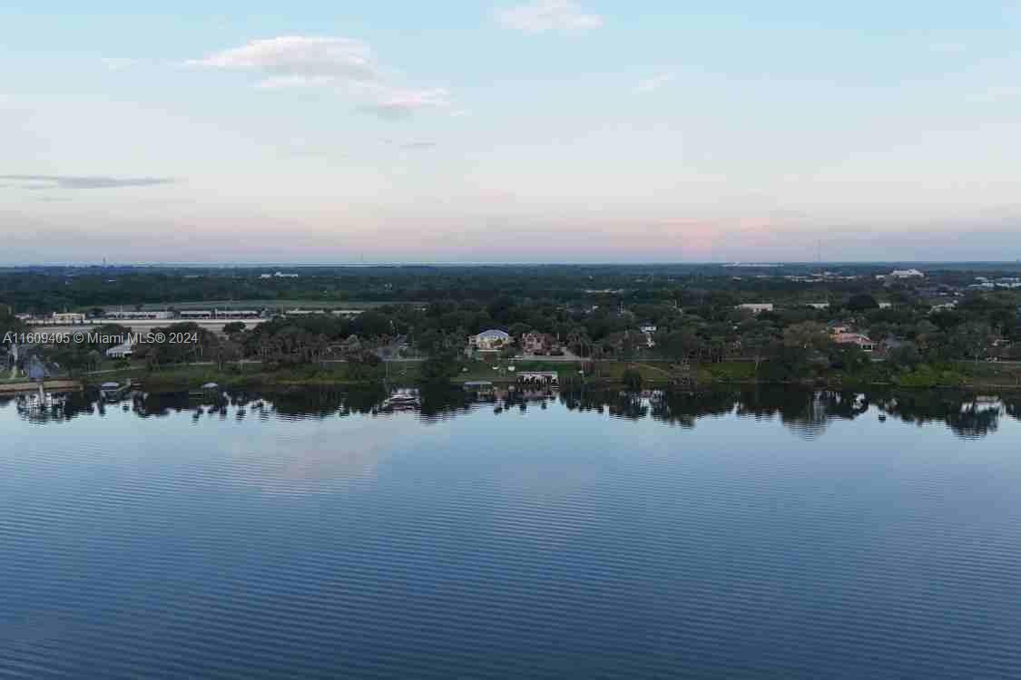 1613 N Indian River Drive, Cocoa FL 32922