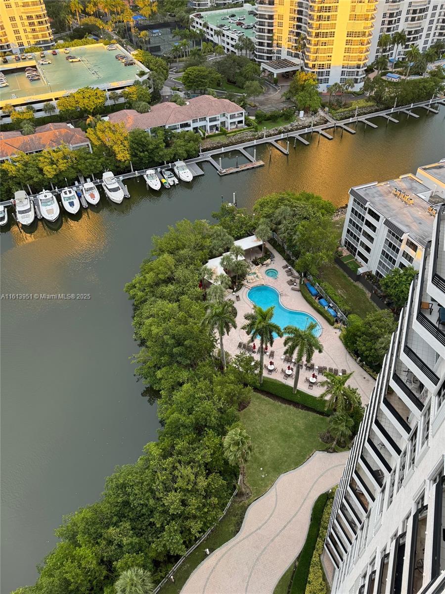 3400 NE 192nd St #PH10, Aventura FL 33180