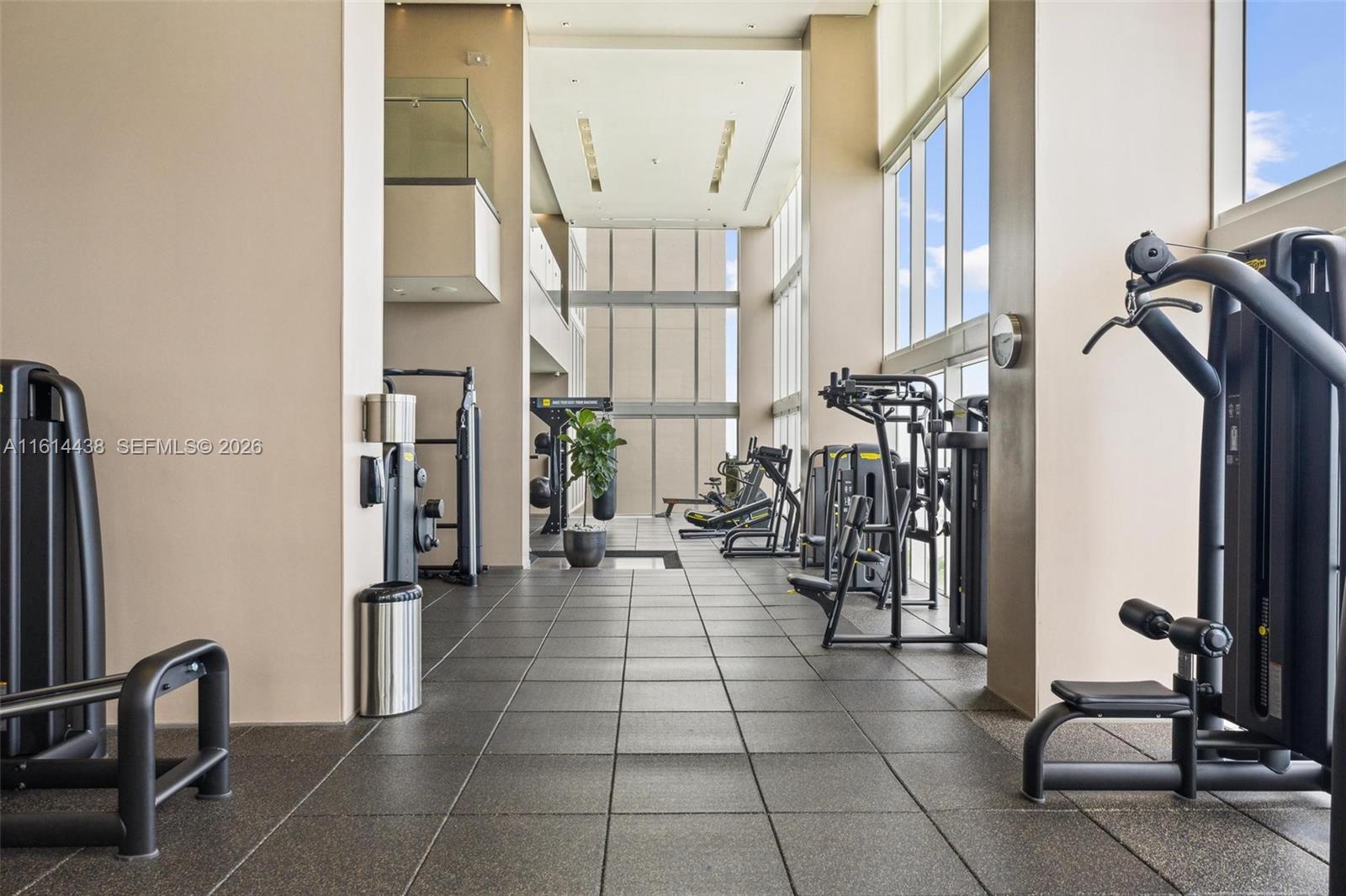 1830 S OCEAN DR #4409, Hallandale Beach FL 33009