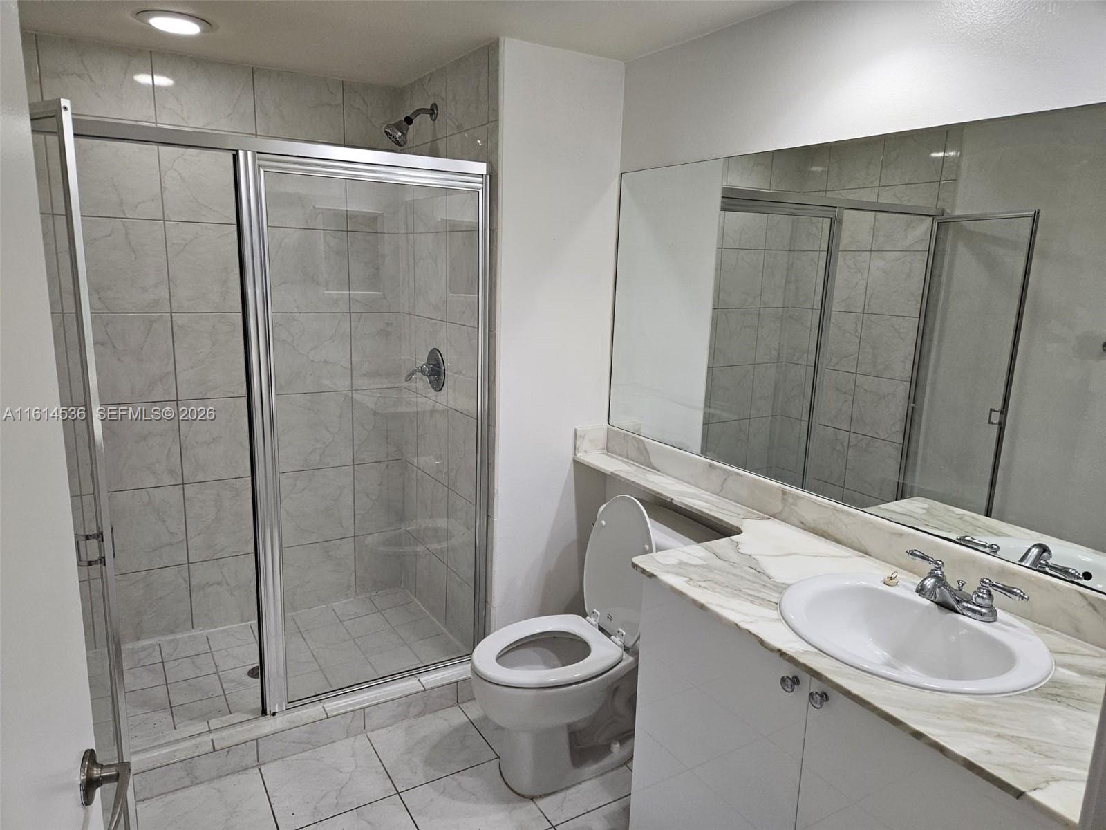 2775 NE NE 187th ST #323, Aventura FL 33180