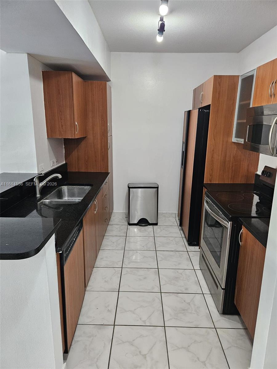 2775 NE NE 187th ST #323, Aventura FL 33180