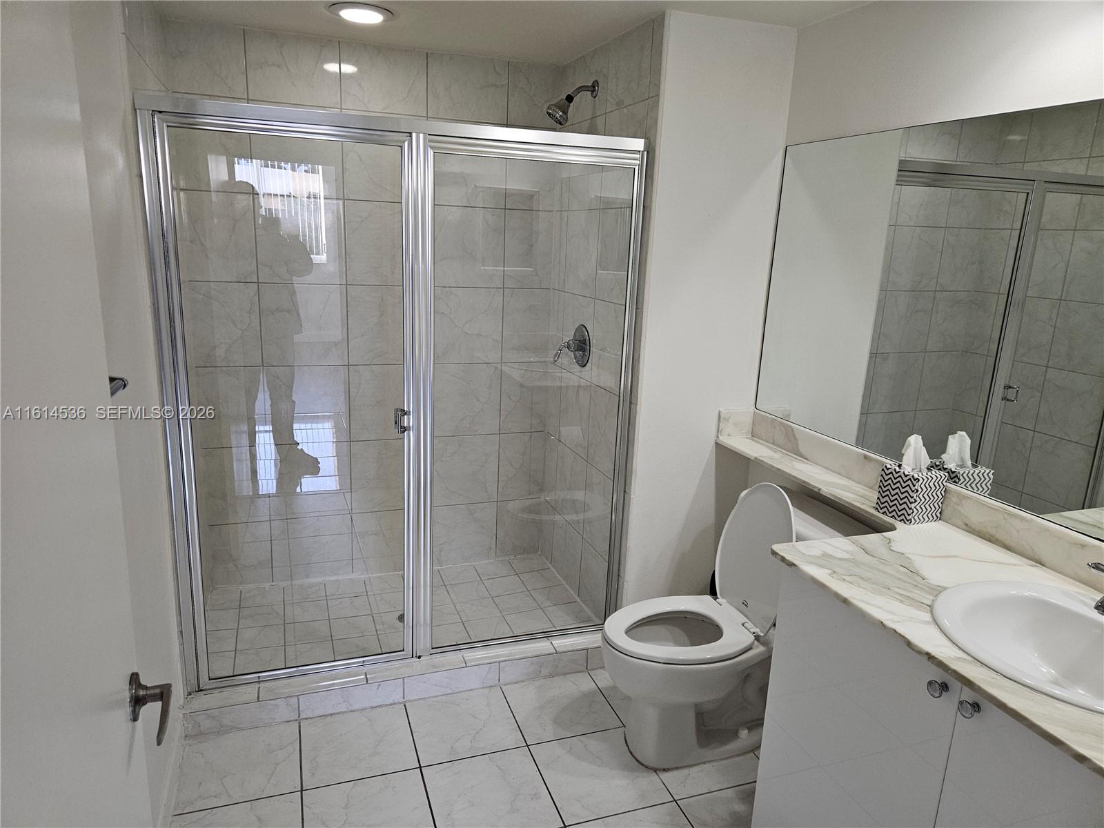 2775 NE NE 187th ST #323, Aventura FL 33180