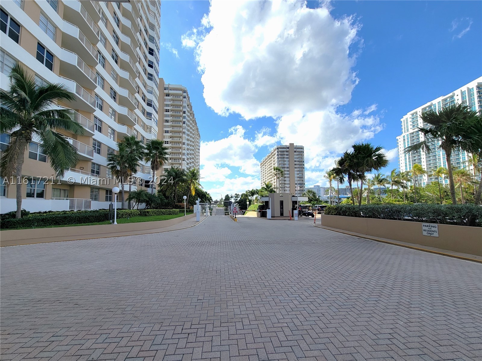 1980 S Ocean Dr #2C, Hallandale Beach FL 33009