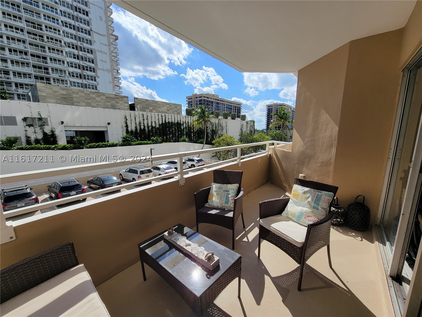 1980 S Ocean Dr #2C, Hallandale Beach FL 33009
