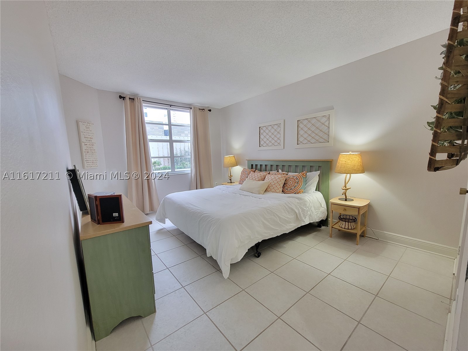 1980 S Ocean Dr #2C, Hallandale Beach FL 33009