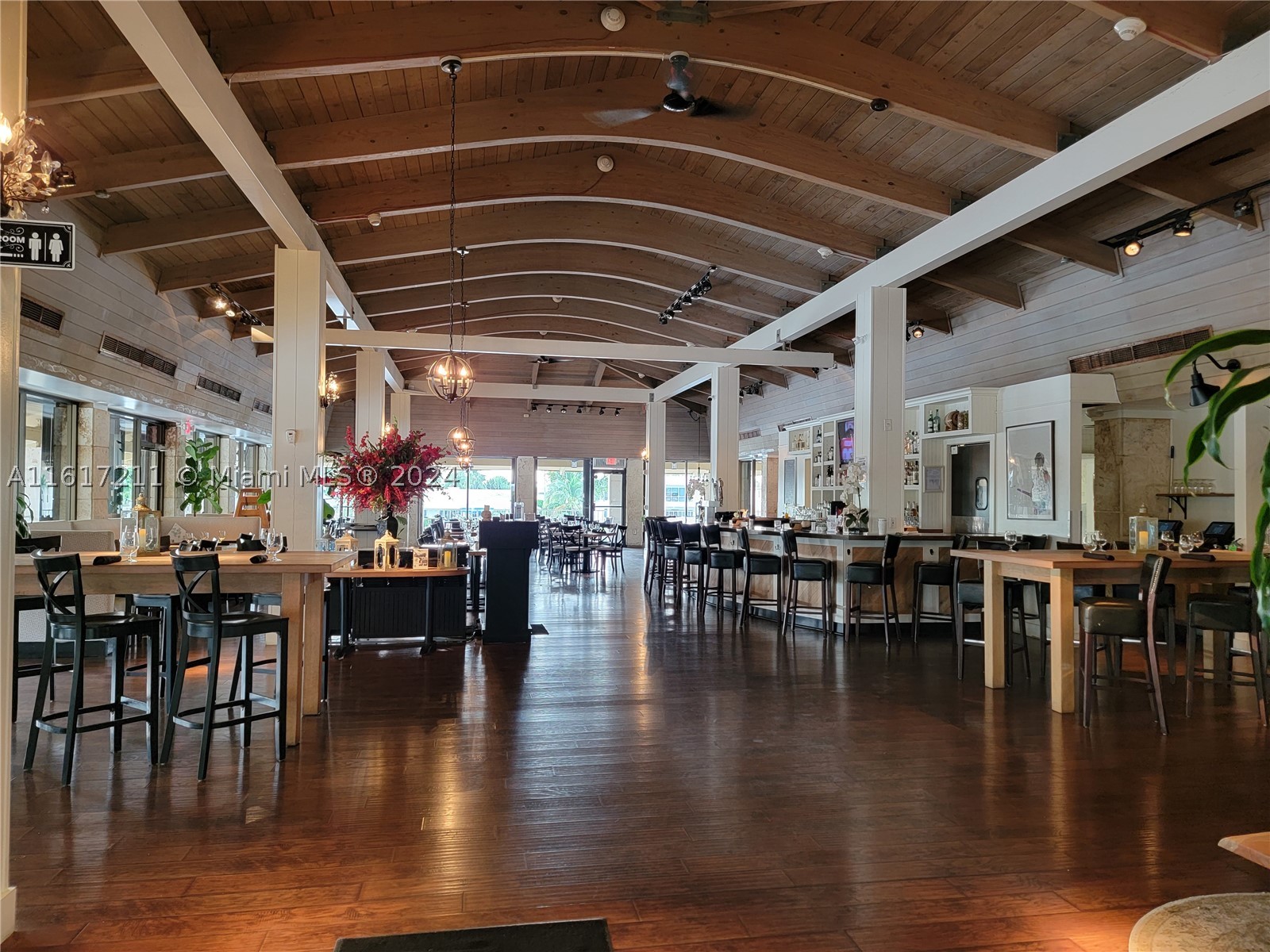 1980 S Ocean Dr #2C, Hallandale Beach FL 33009