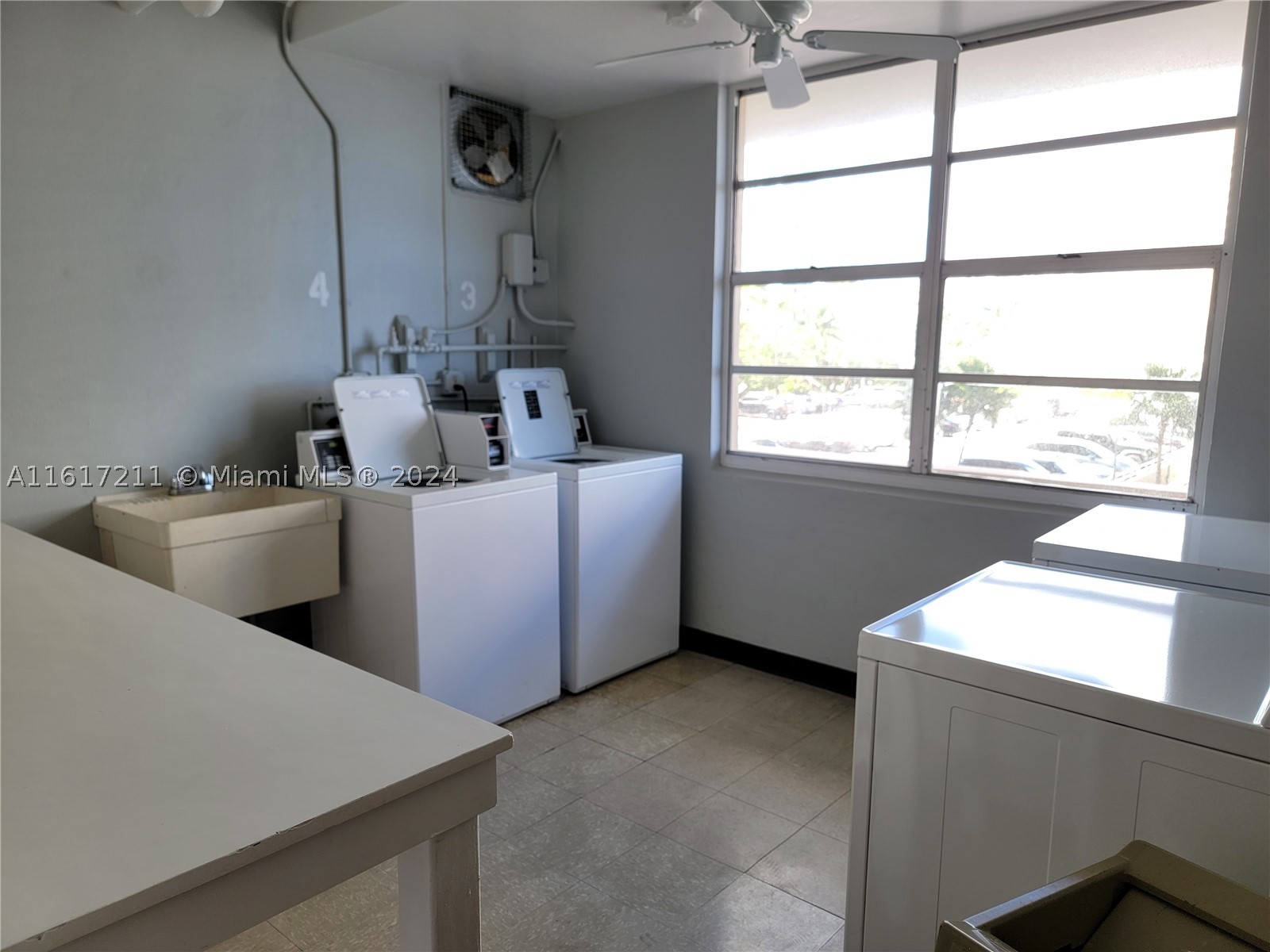 1980 S Ocean Dr #2C, Hallandale Beach FL 33009