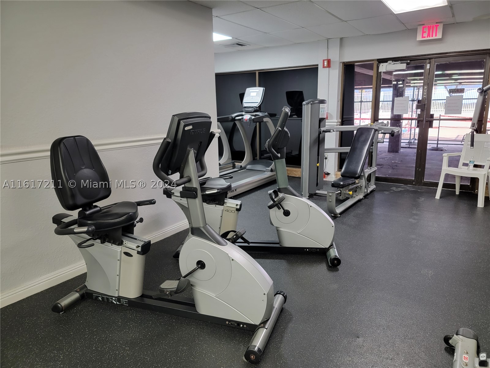 1980 S Ocean Dr #2C, Hallandale Beach FL 33009