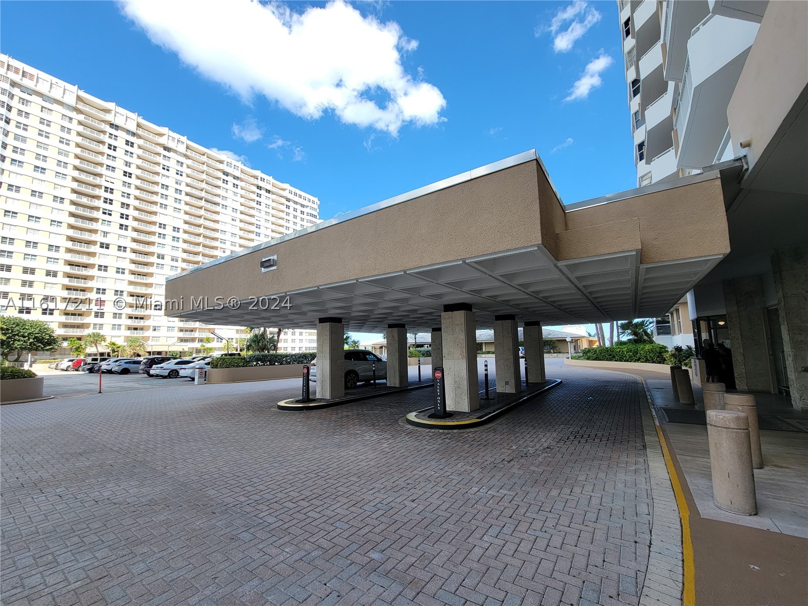 1980 S Ocean Dr #2C, Hallandale Beach FL 33009