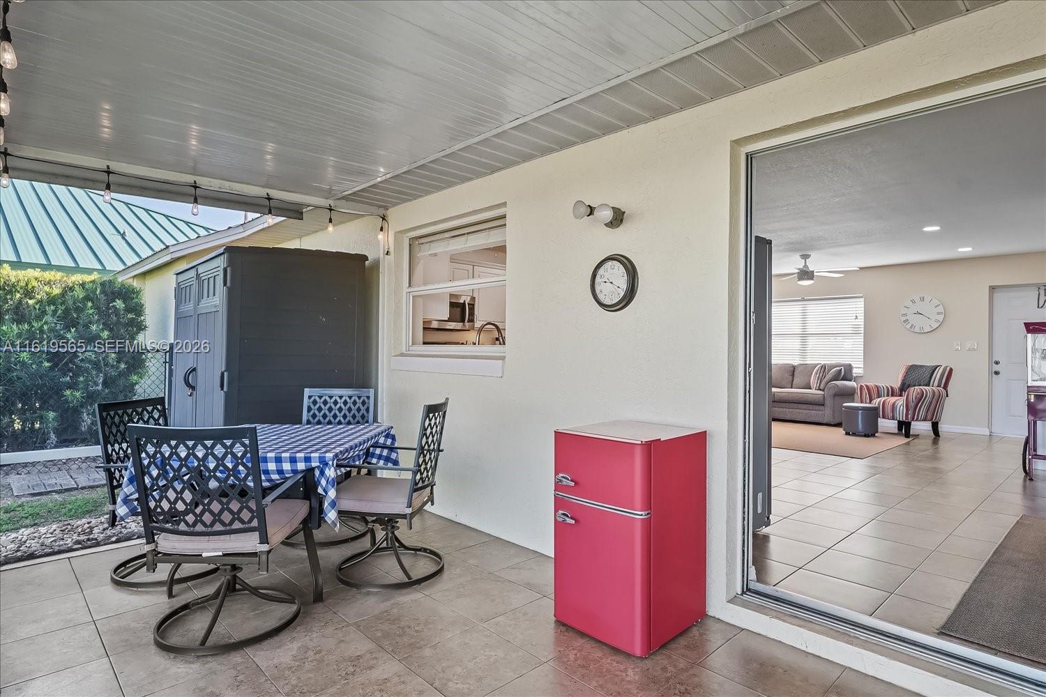 924 Lake Dr E, Lake Placid FL 33852