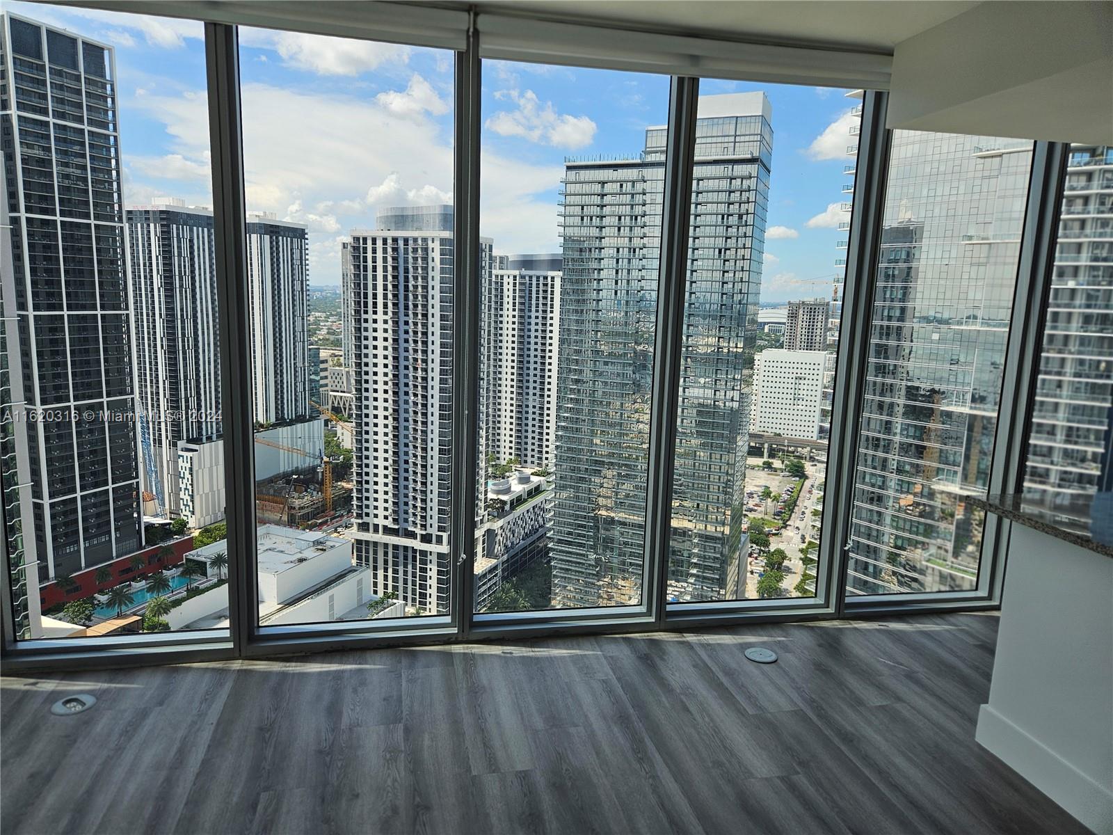 888 Biscayne Blvd #2701, Miami FL 33132