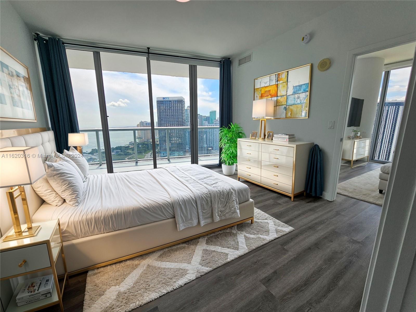 888 Biscayne Blvd #2701, Miami FL 33132